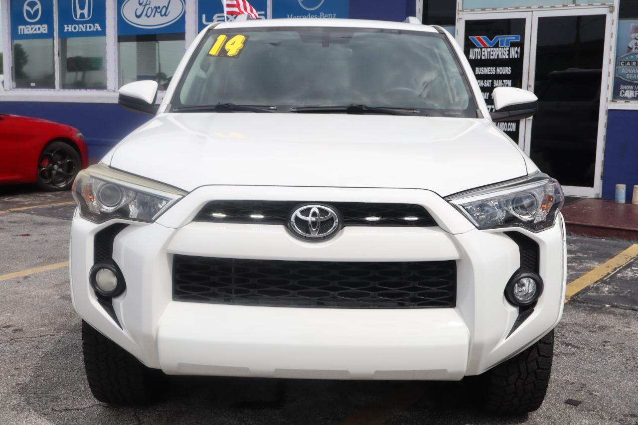 Toyota 4Runner RWD 4dr V6 SR5 Premium (Natl) 2014