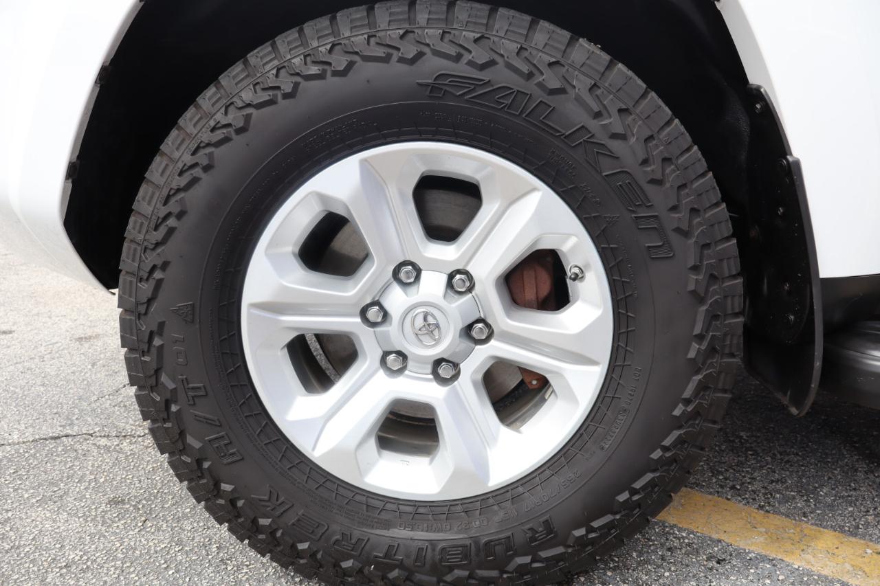 Toyota 4Runner RWD 4dr V6 SR5 Premium (Natl) 2014
