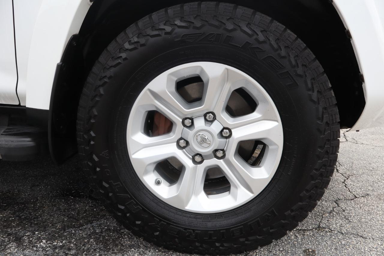 Toyota 4Runner RWD 4dr V6 SR5 Premium (Natl) 2014