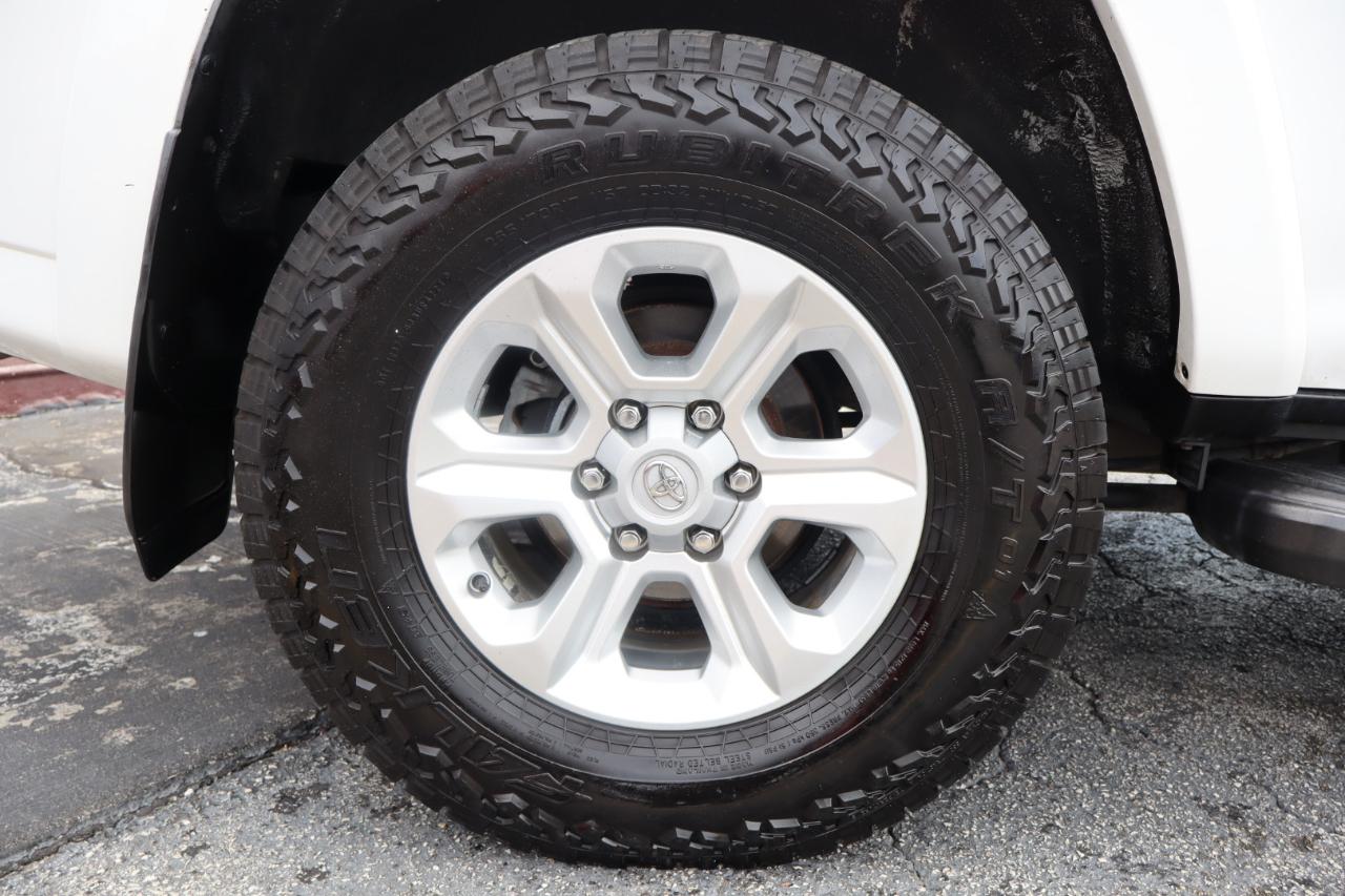 Toyota 4Runner RWD 4dr V6 SR5 Premium (Natl) 2014