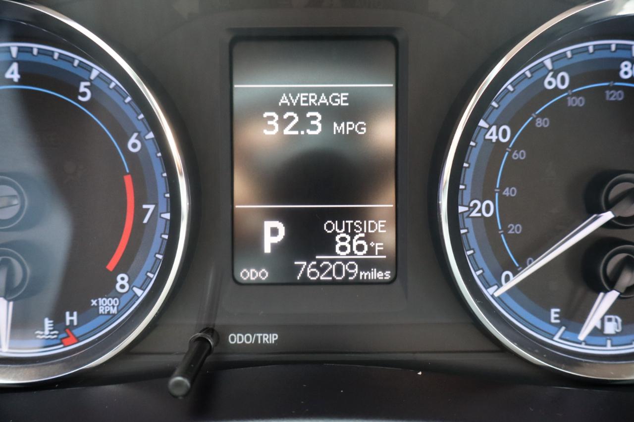 Toyota Corolla XLE CVT (Natl) 2018
