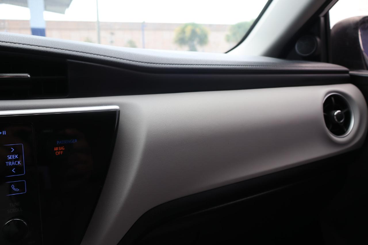 Toyota Corolla XLE CVT (Natl) 2018