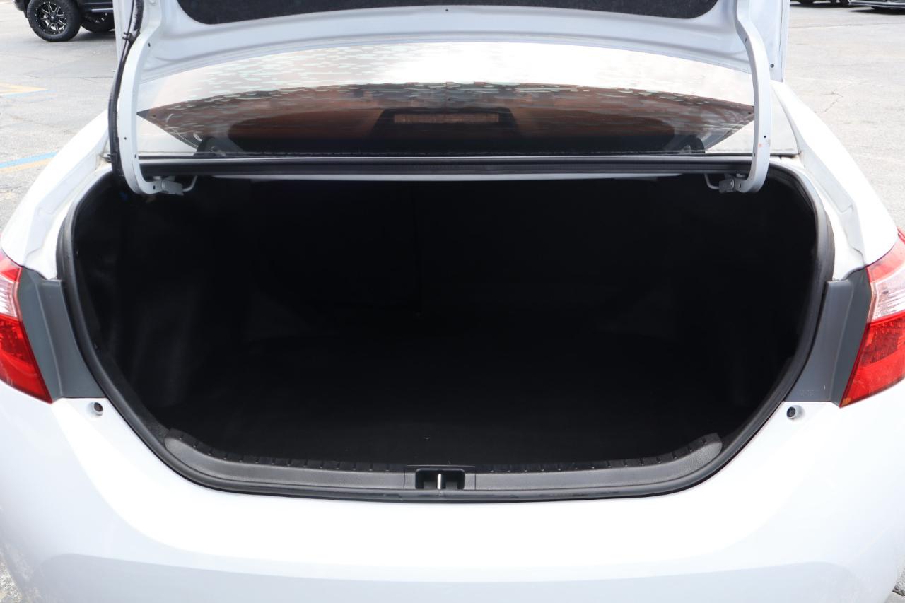 Toyota Corolla XLE CVT (Natl) 2018