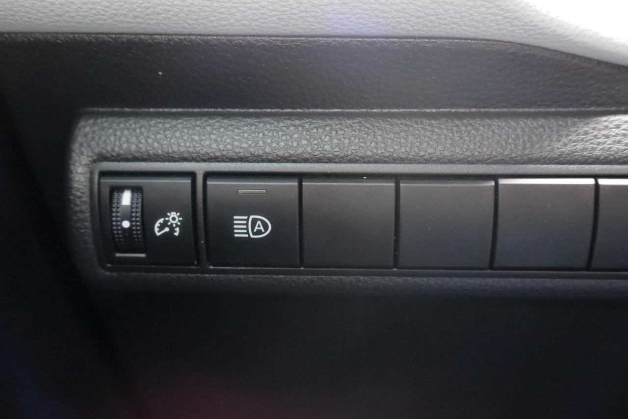 Toyota Corolla Nightshade CVT (Natl) 2020