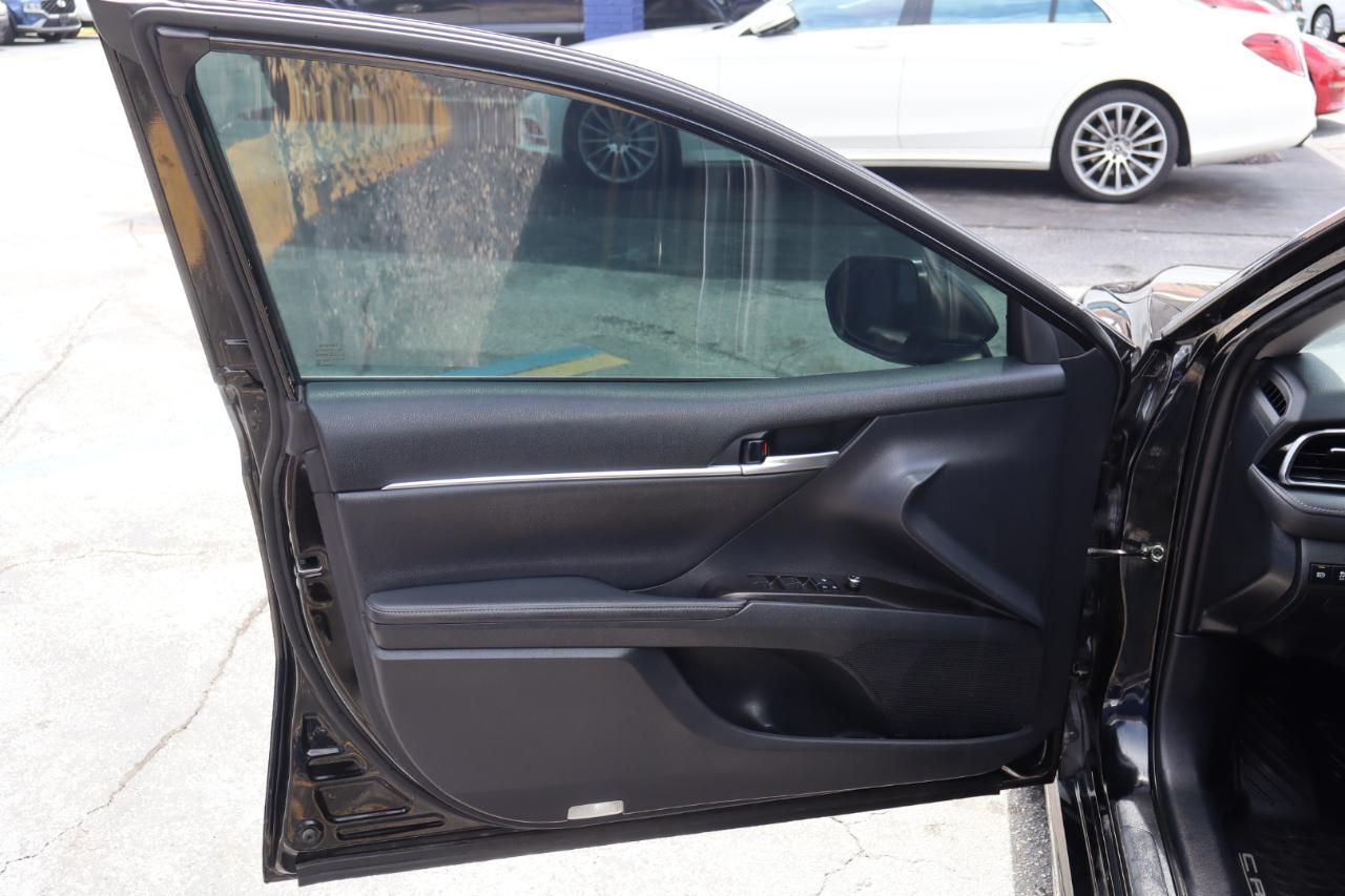 Toyota Camry XSE Auto (Natl) 2021