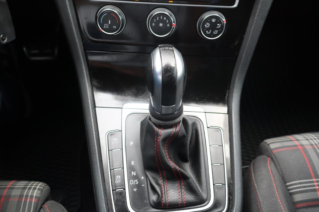Volkswagen Golf GTI 4dr HB DSG Autobahn 2016