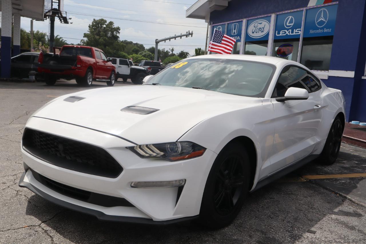 Ford Mustang EcoBoost Fastback 2018
