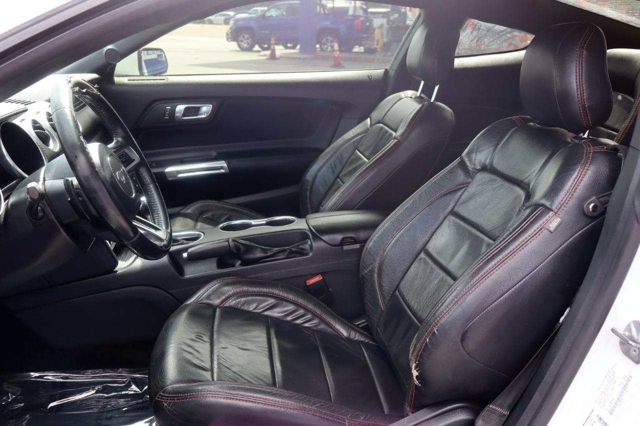 Ford Mustang EcoBoost Fastback 2018
