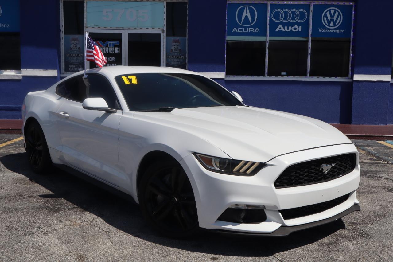 Ford Mustang EcoBoost Fastback 2017