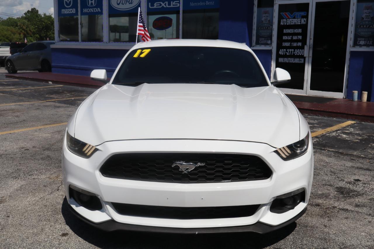 Ford Mustang EcoBoost Fastback 2017