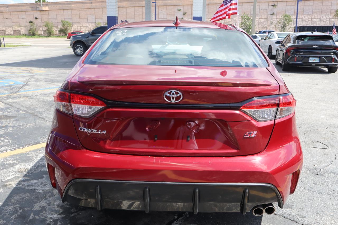 Toyota Corolla SE CVT (Natl) 2024