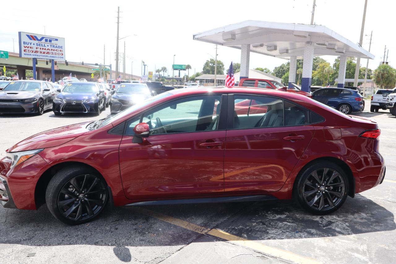 Toyota Corolla SE CVT (Natl) 2024