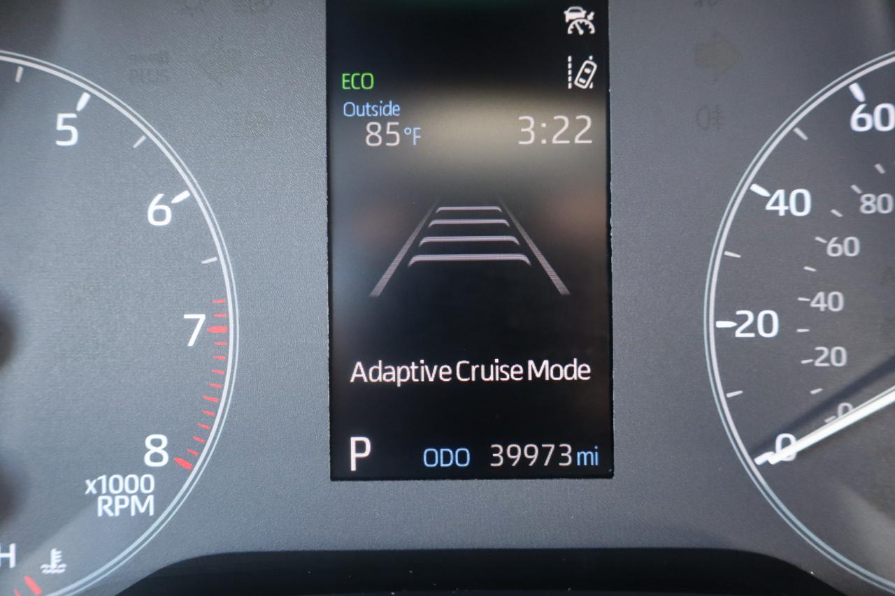 Toyota Corolla SE CVT (Natl) 2024