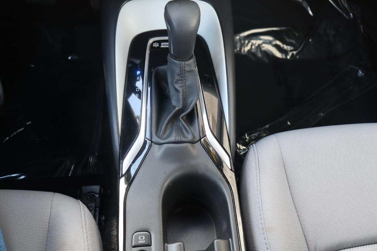 Toyota Corolla SE CVT (Natl) 2024