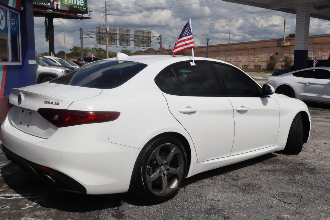 Alfa Romeo Giulia RWD 2018