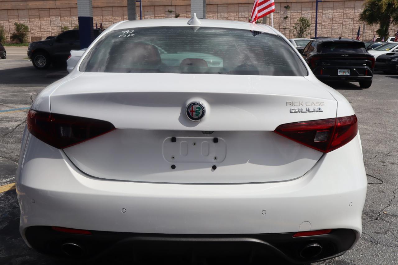 Alfa Romeo Giulia RWD 2018