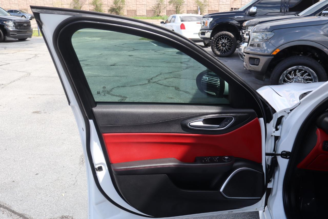 Alfa Romeo Giulia RWD 2018
