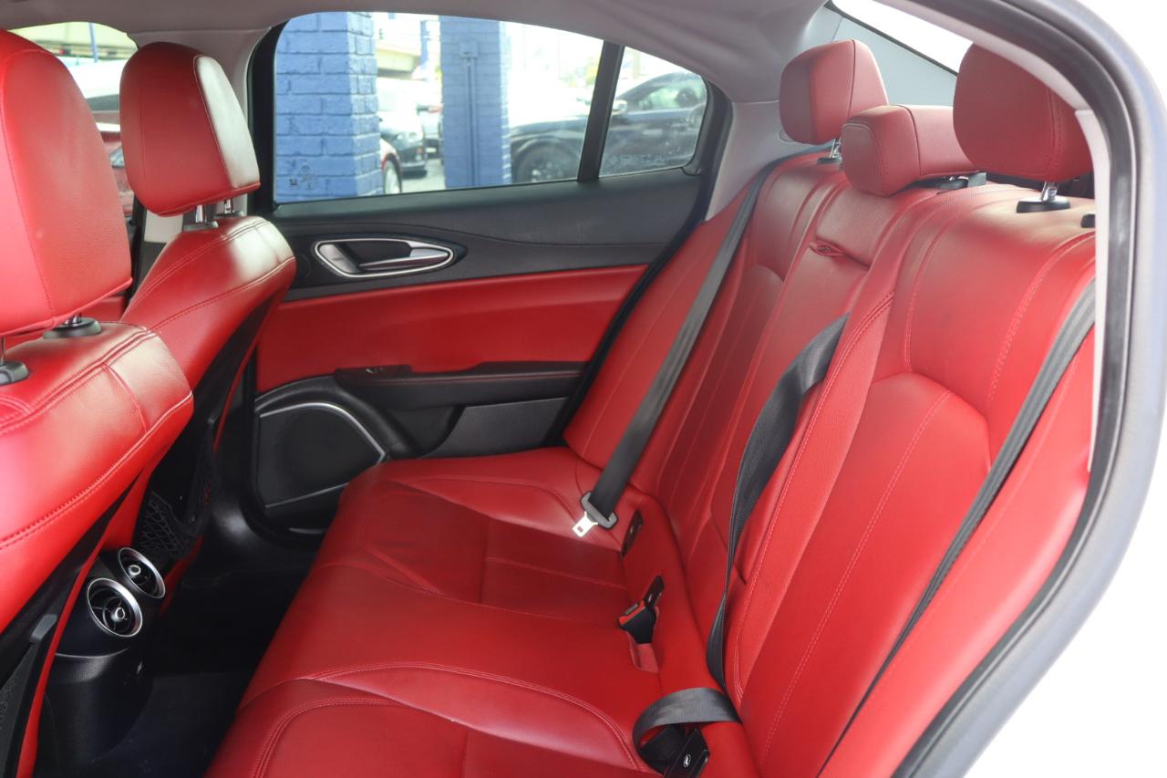 Alfa Romeo Giulia RWD 2018
