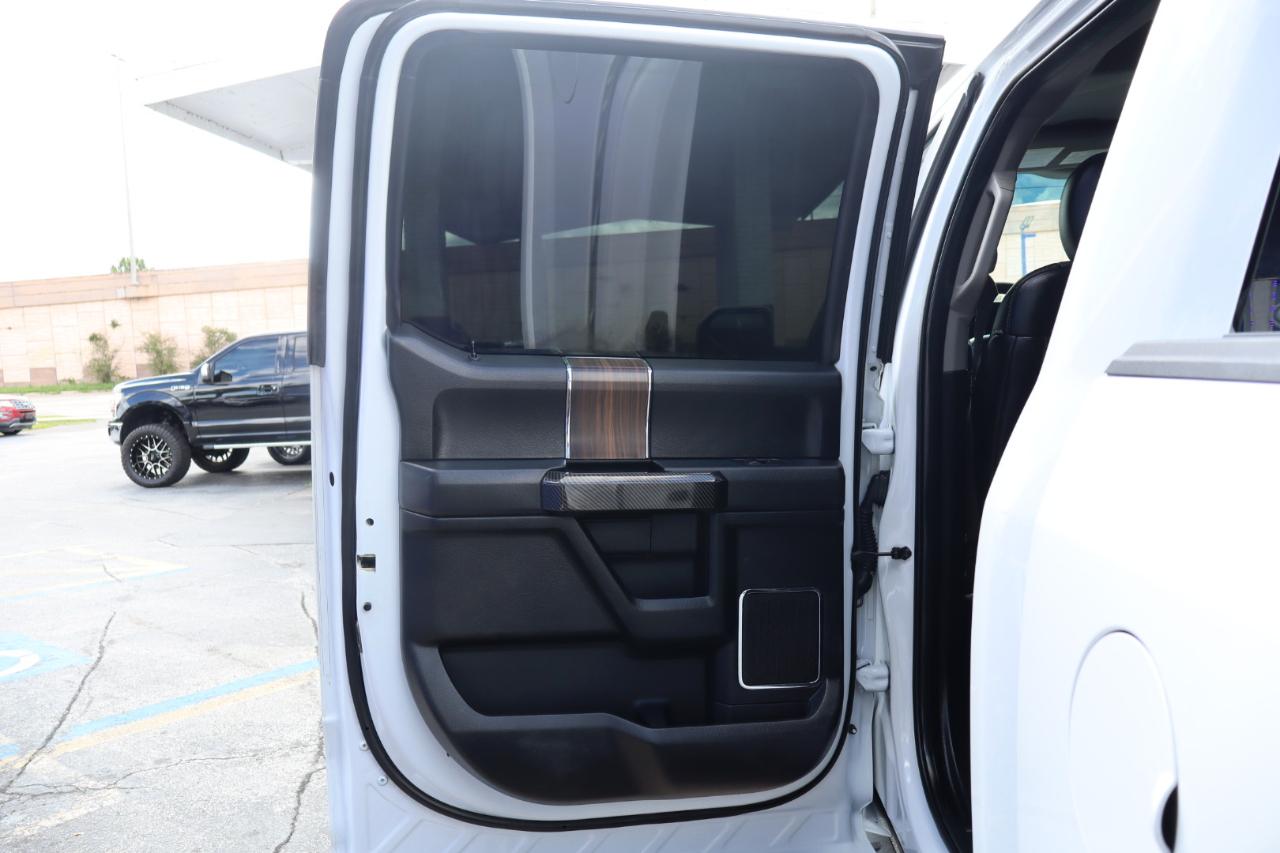 Ford F-150 Lariat 4WD SuperCrew 5.5' Box 2017