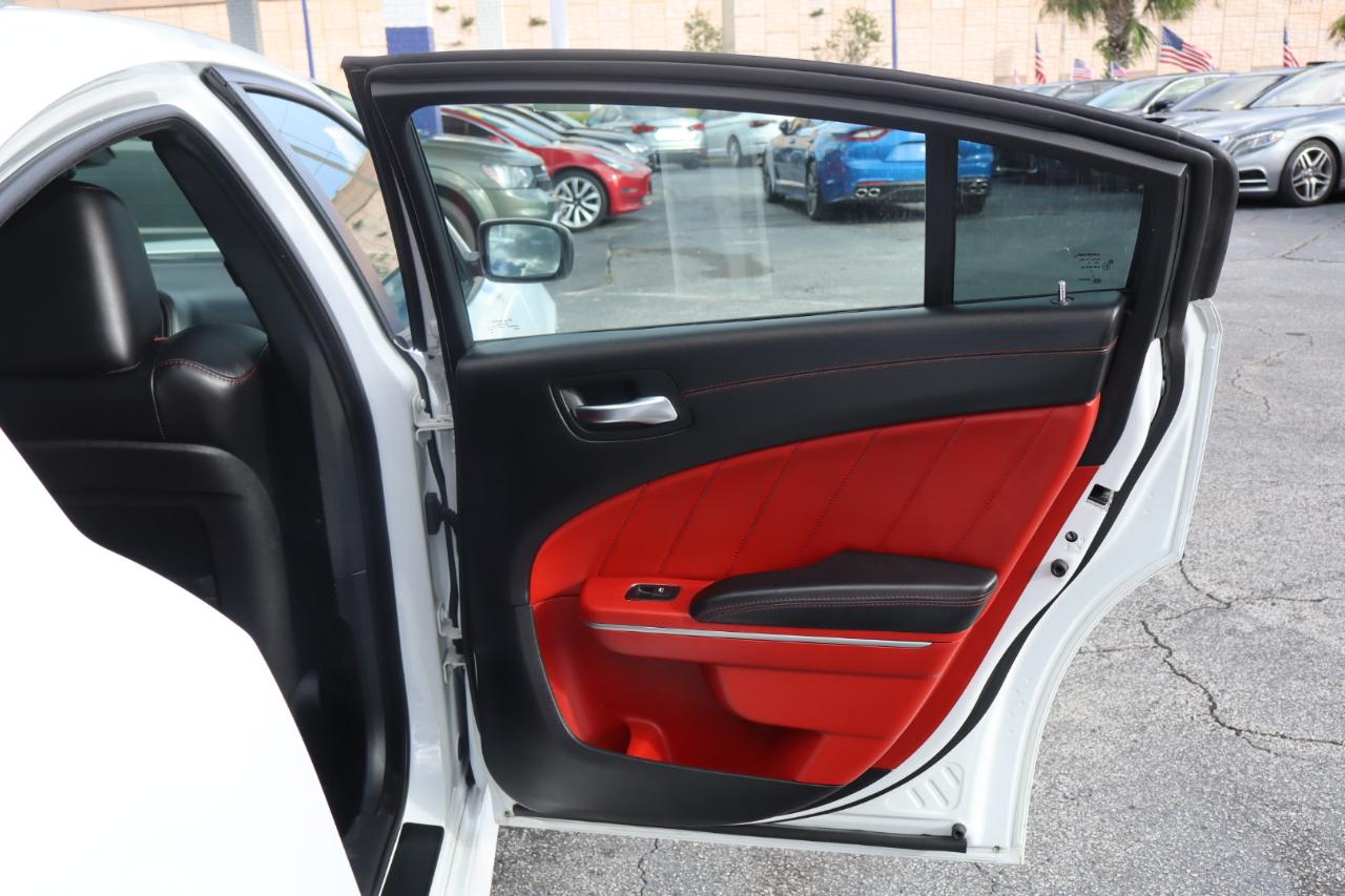 Dodge Charger Scat Pack RWD 2019