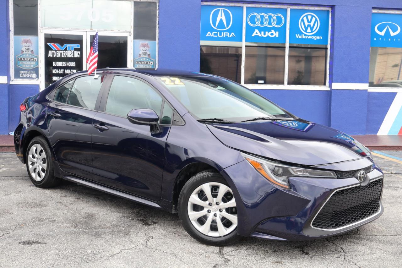 Toyota Corolla LE CVT (Natl) 2022