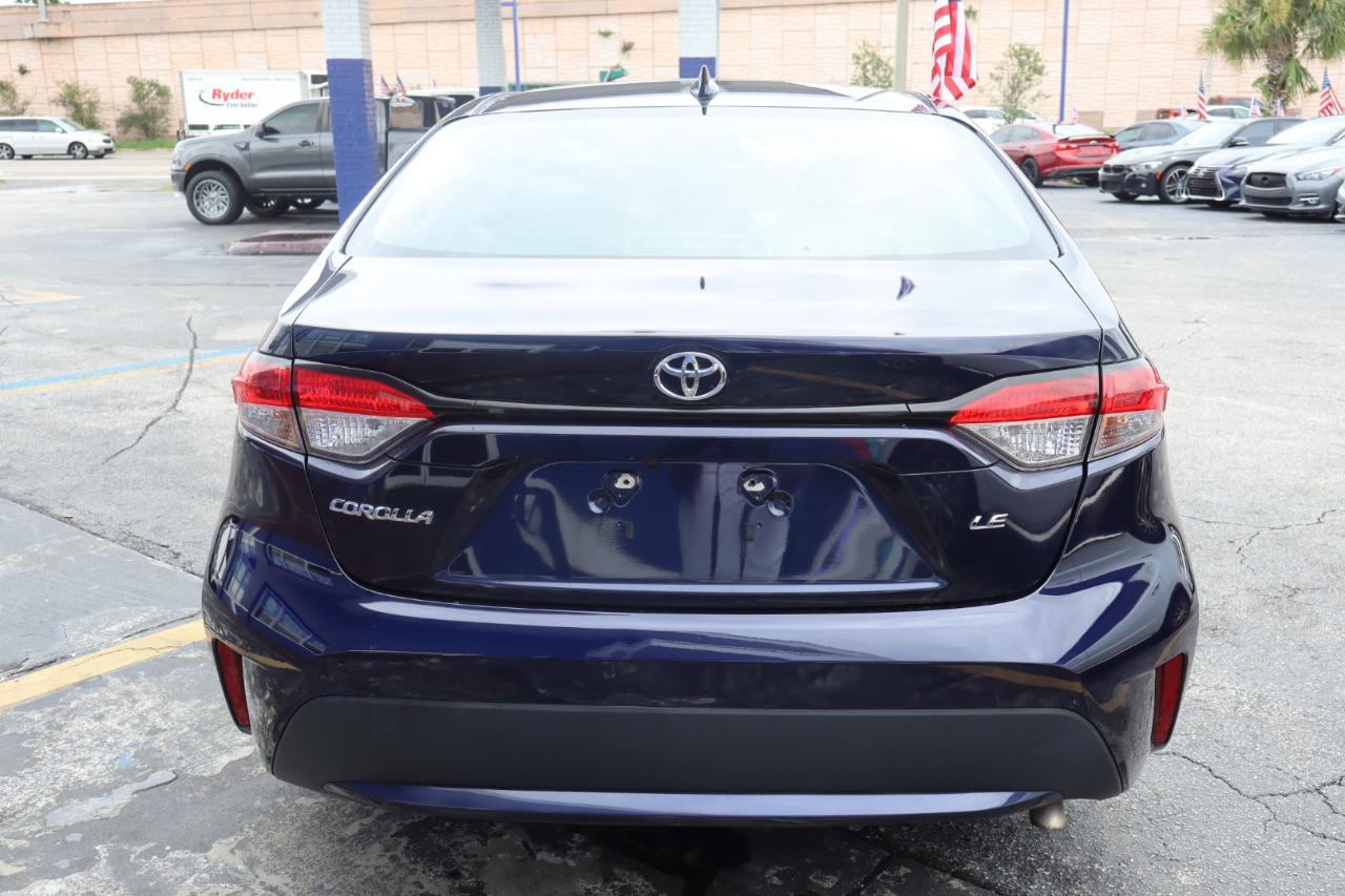 Toyota Corolla LE CVT (Natl) 2022