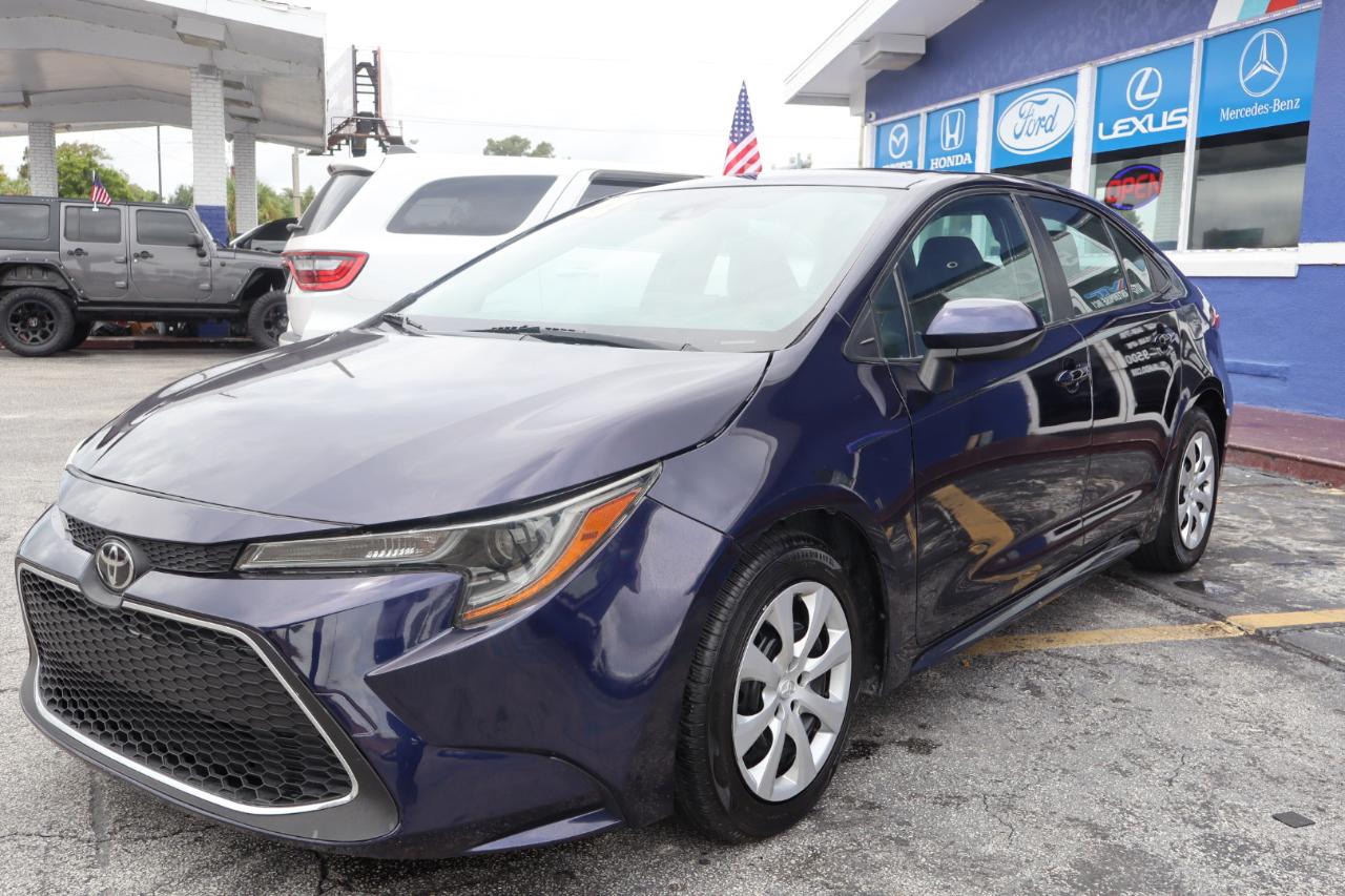 Toyota Corolla LE CVT (Natl) 2022