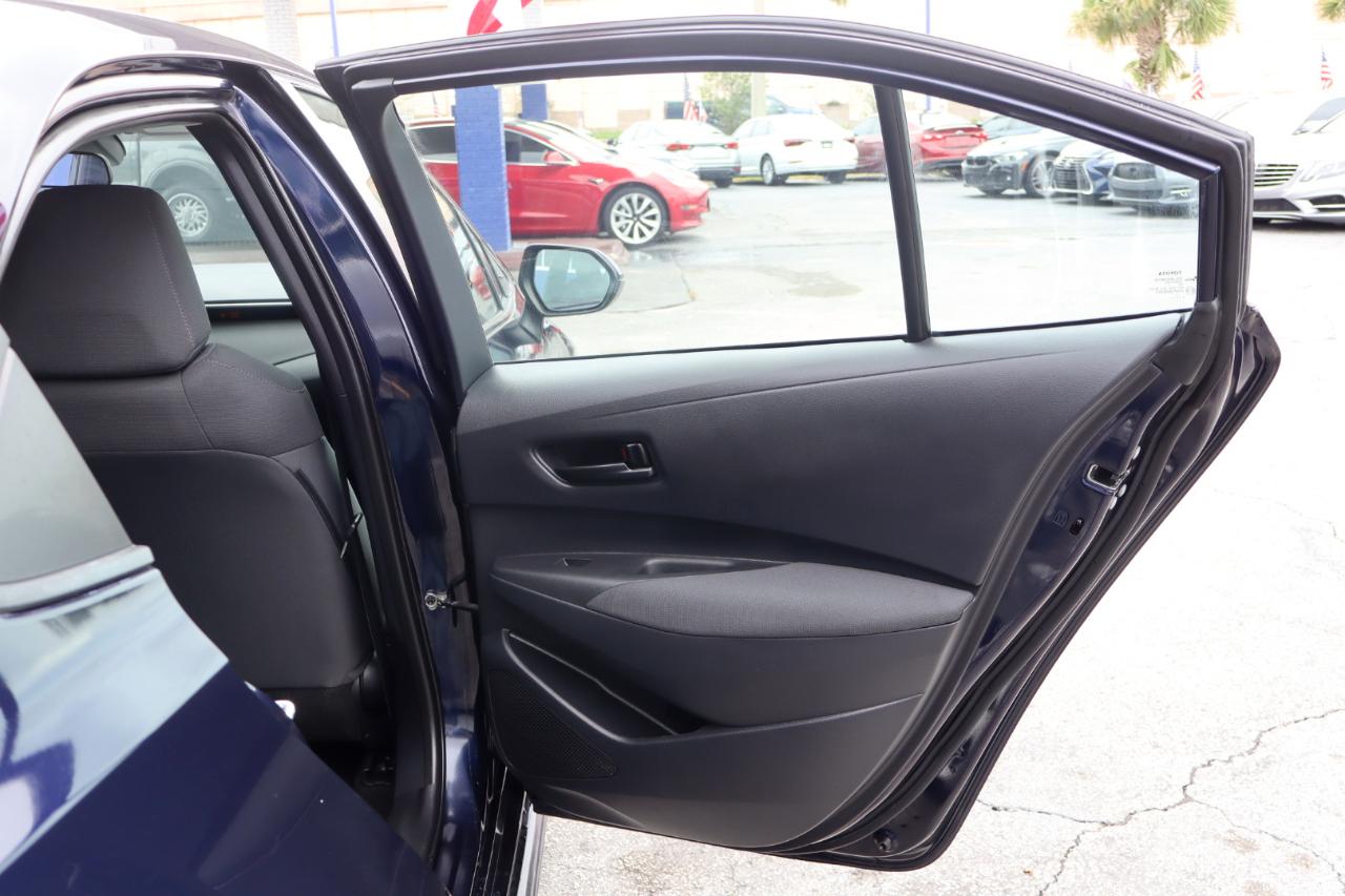Toyota Corolla LE CVT (Natl) 2022