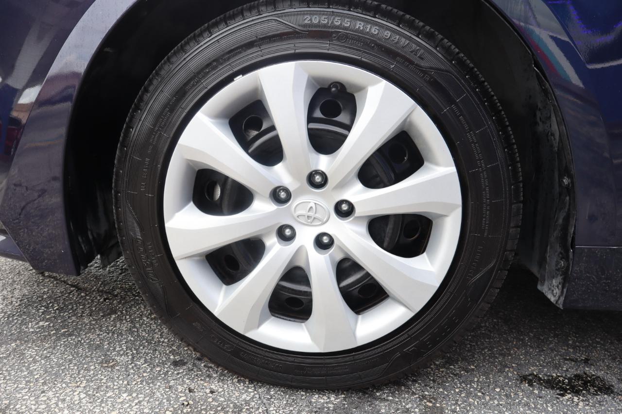 Toyota Corolla LE CVT (Natl) 2022