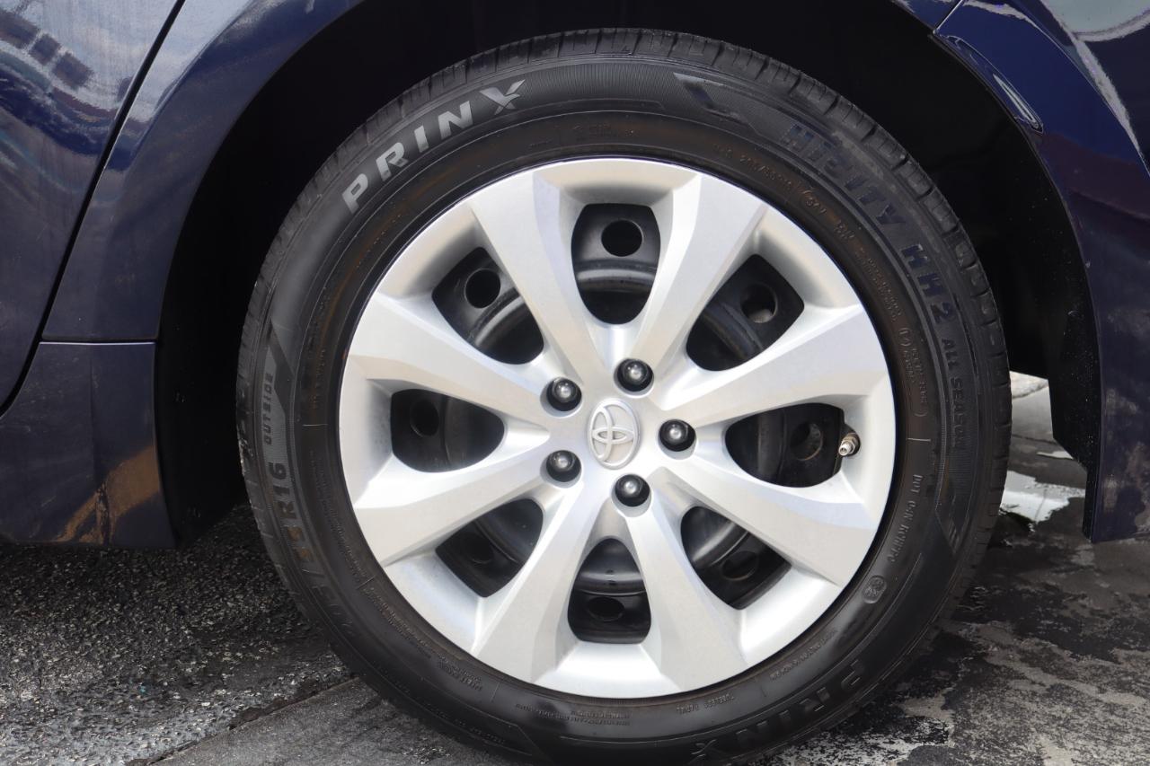 Toyota Corolla LE CVT (Natl) 2022