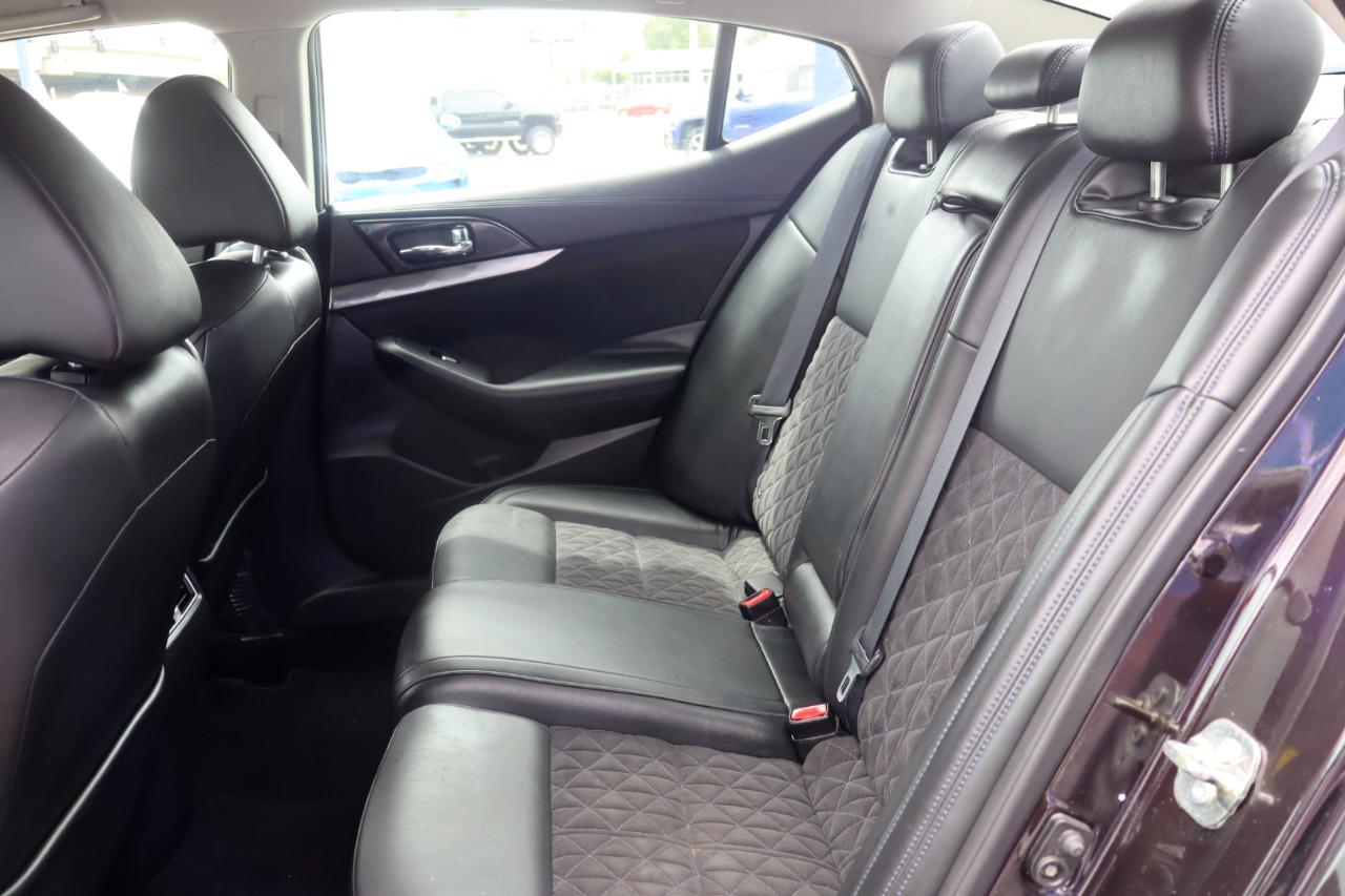 Nissan Maxima 4dr Sdn 3.5 SR 2016