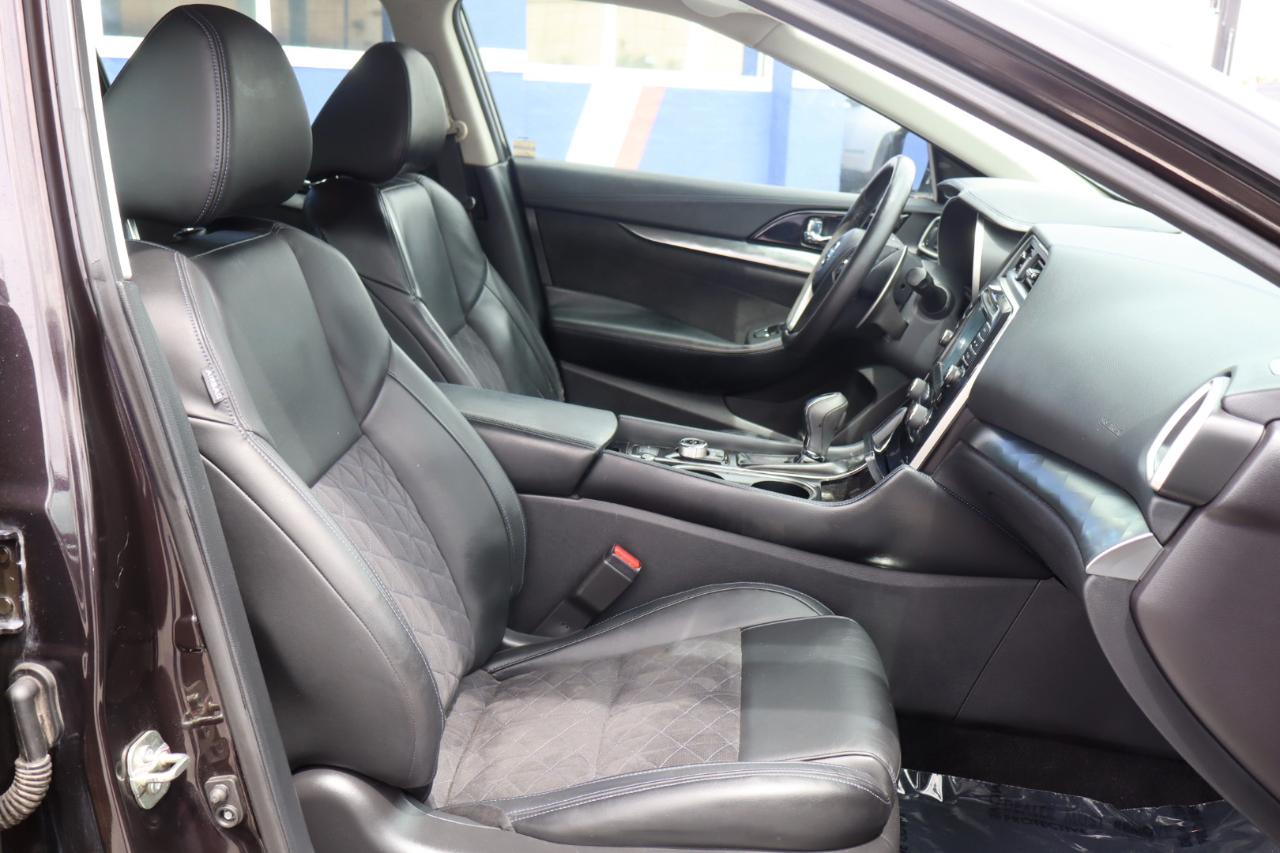 Nissan Maxima 4dr Sdn 3.5 SR 2016