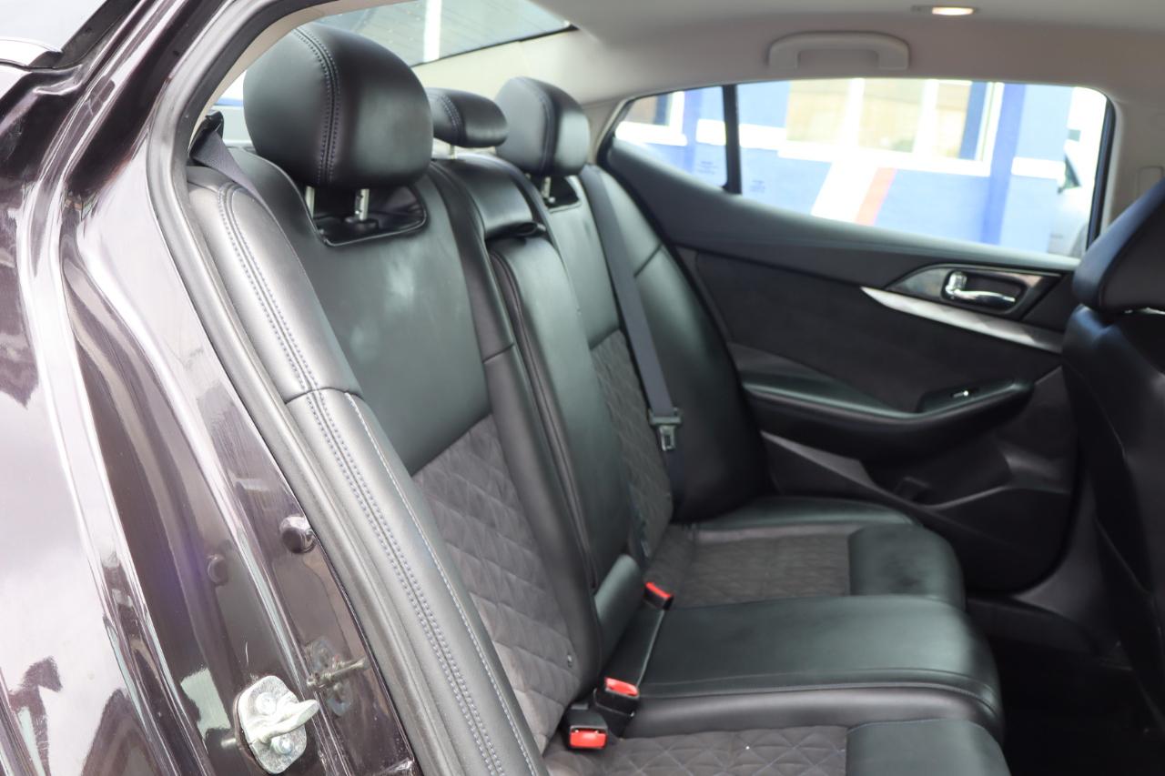 Nissan Maxima 4dr Sdn 3.5 SR 2016