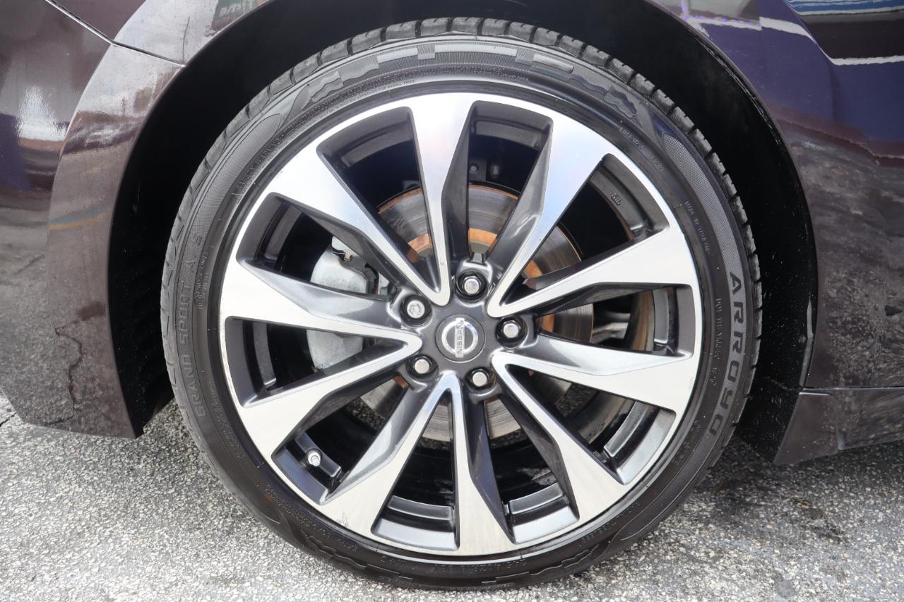 Nissan Maxima 4dr Sdn 3.5 SR 2016