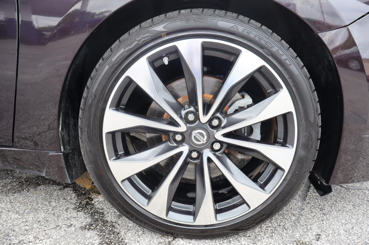 Nissan Maxima 4dr Sdn 3.5 SR 2016