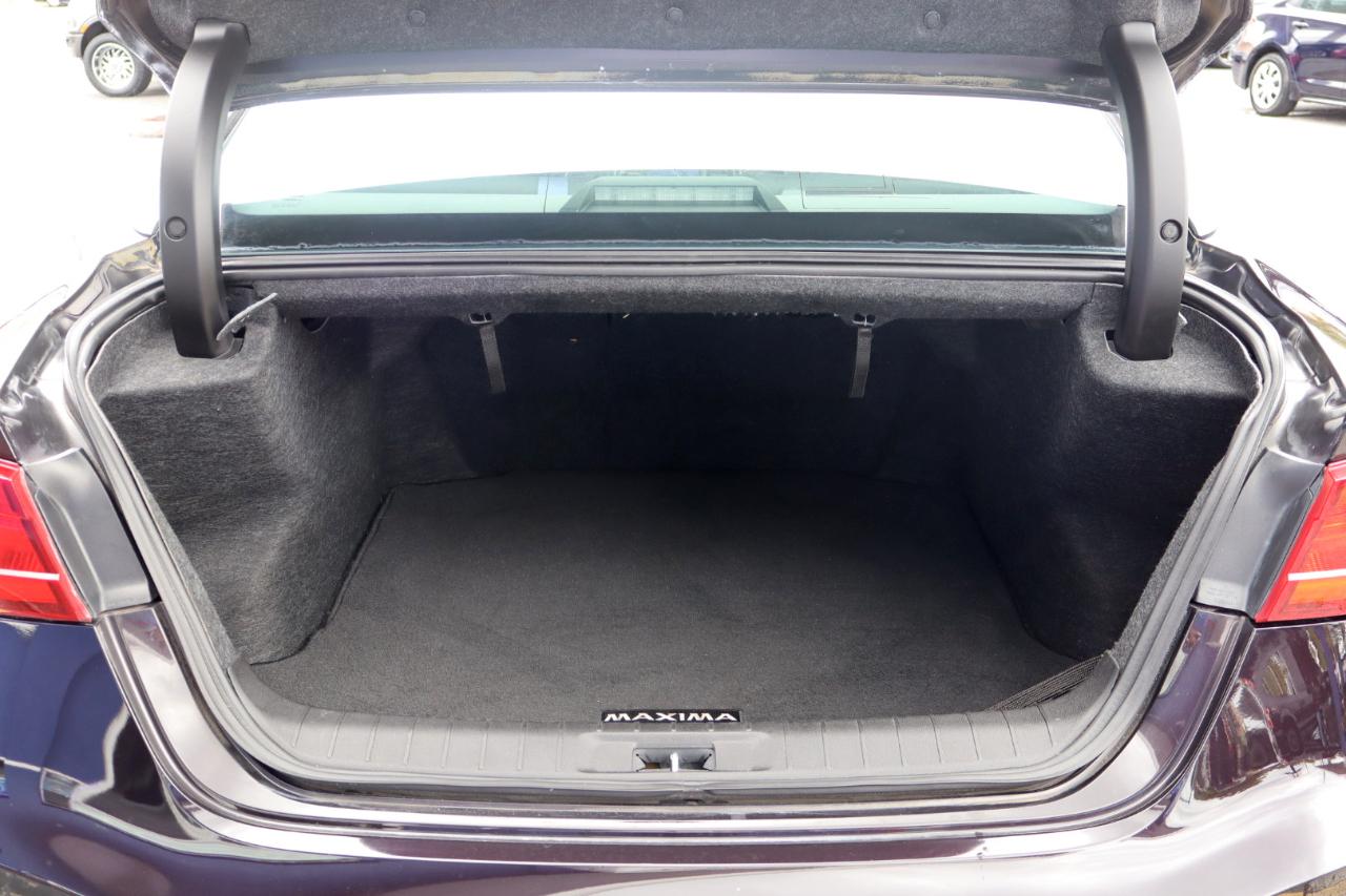 Nissan Maxima 4dr Sdn 3.5 SR 2016