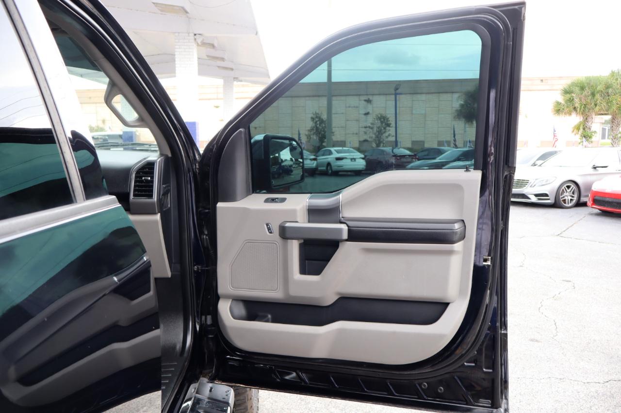 Ford F-150 Lariat SuperCrew 4WD 2018