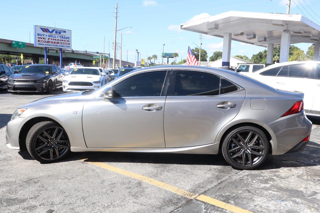 Lexus IS 200t 4dr Sdn 2016
