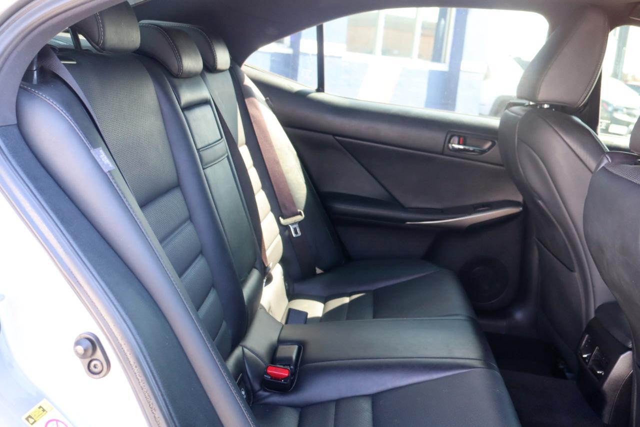Lexus IS 200t 4dr Sdn 2016