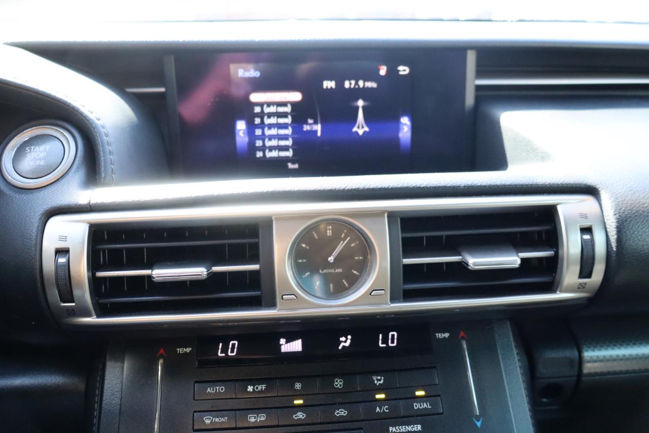 Lexus IS 200t 4dr Sdn 2016