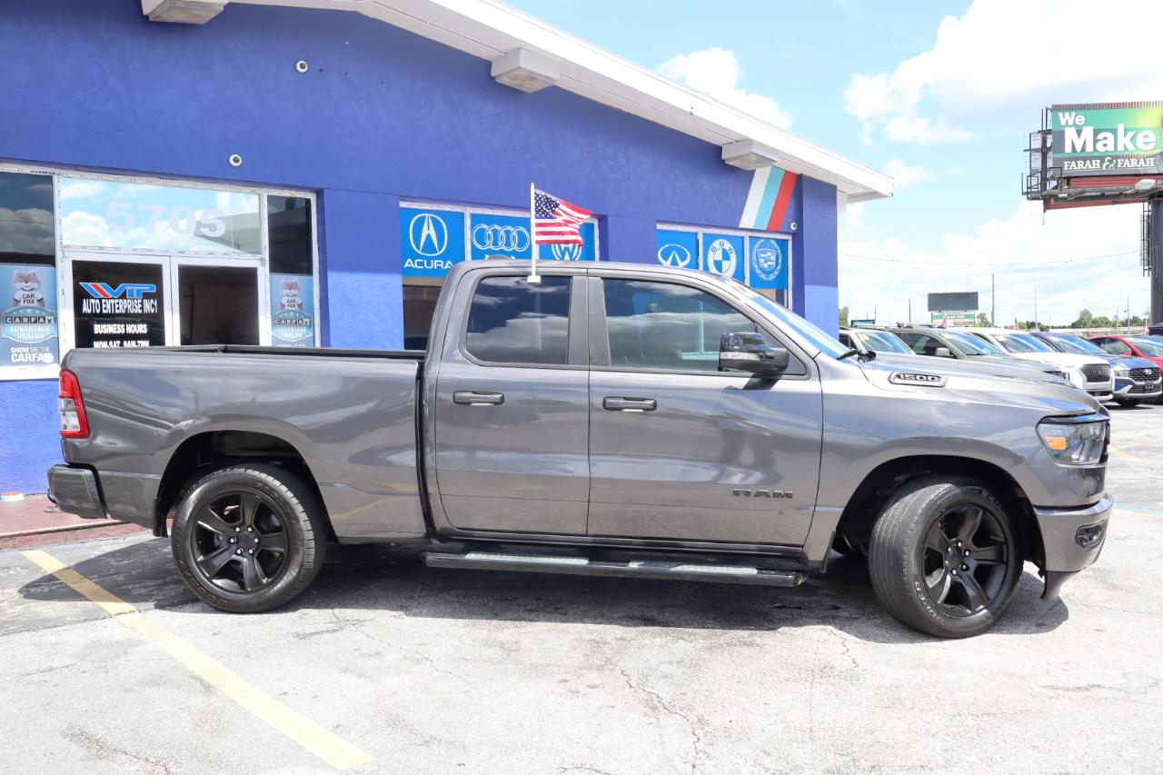RAM 1500 Big Horn 4x2 Quad Cab 6'4" Box 2022