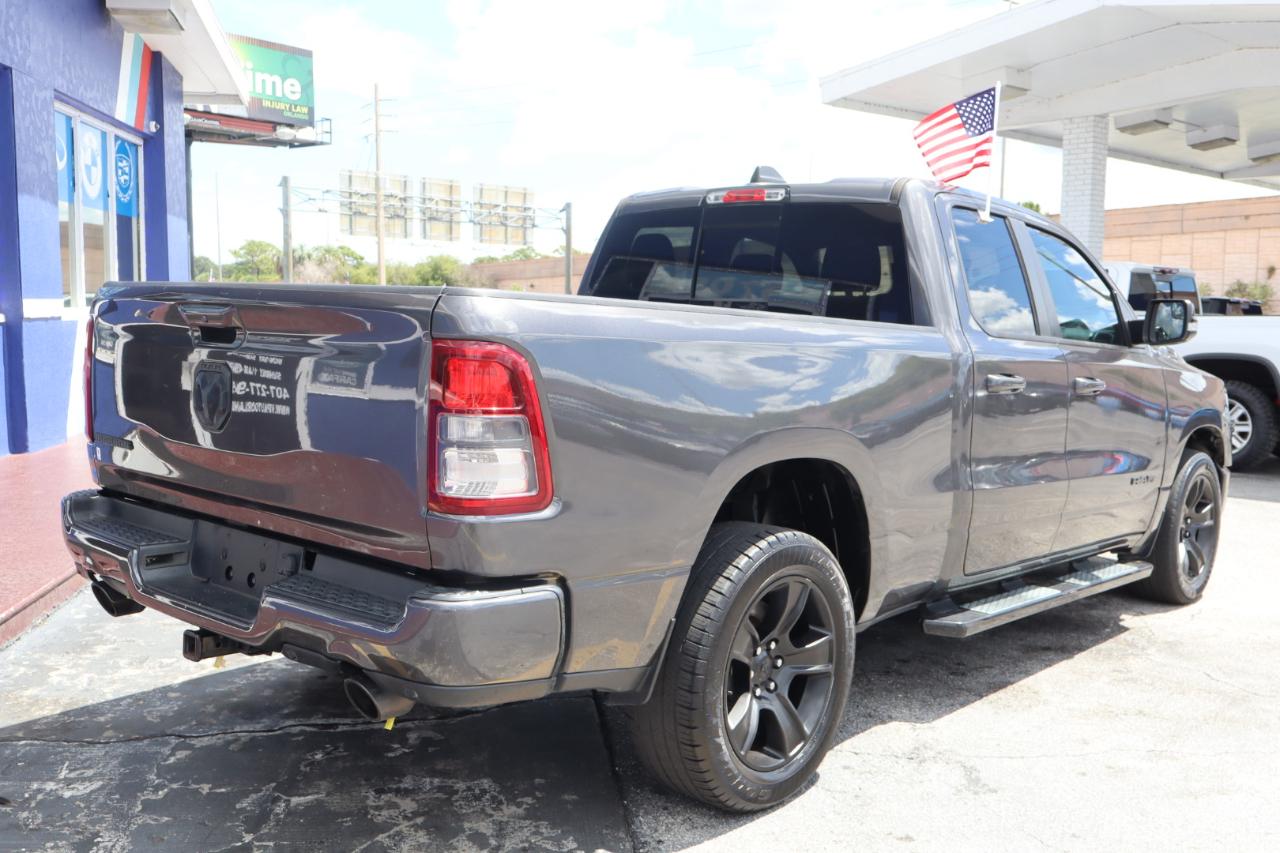 RAM 1500 Big Horn 4x2 Quad Cab 6'4" Box 2022