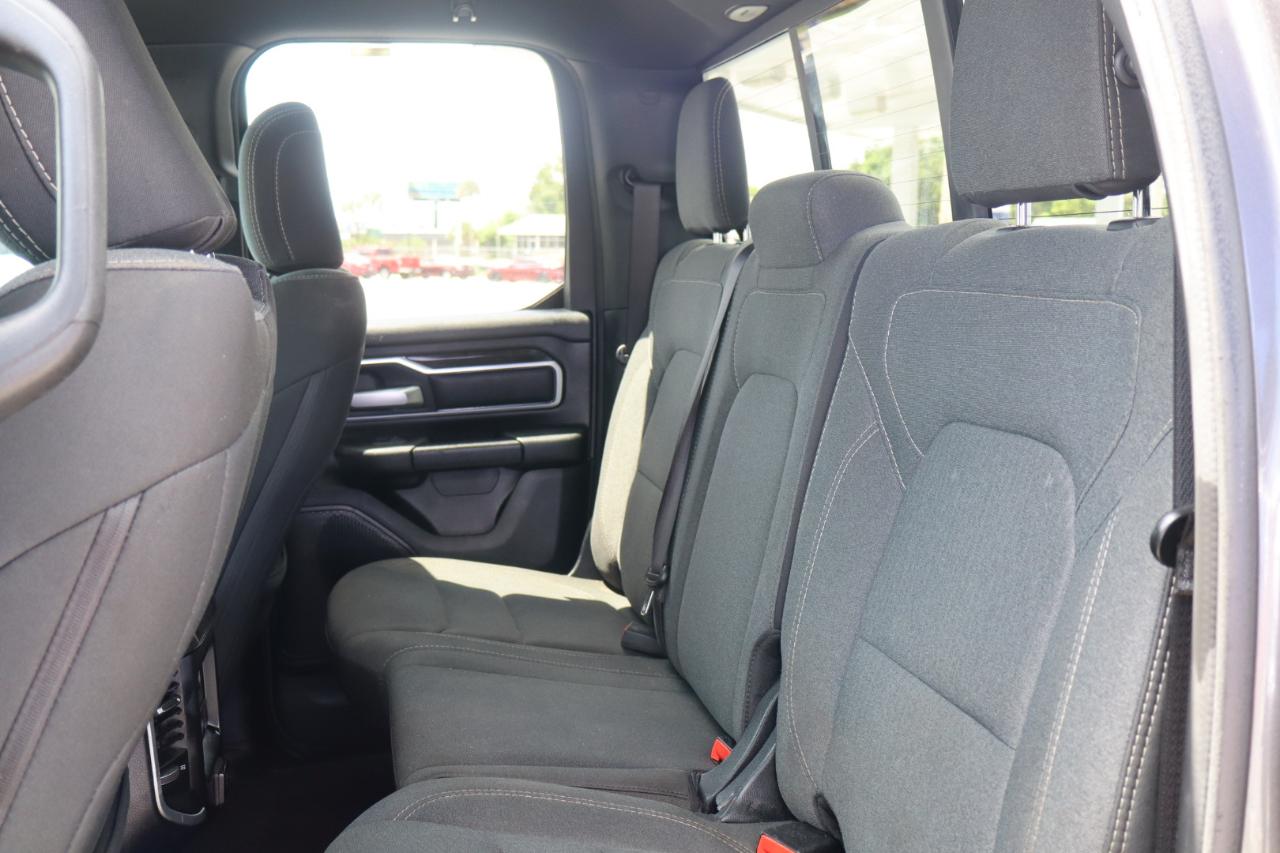 RAM 1500 Big Horn 4x2 Quad Cab 6'4" Box 2022