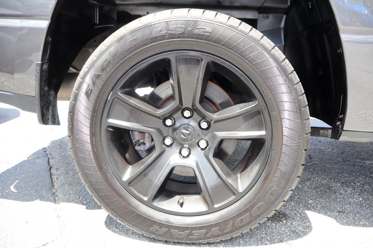 RAM 1500 Big Horn 4x2 Quad Cab 6'4" Box 2022