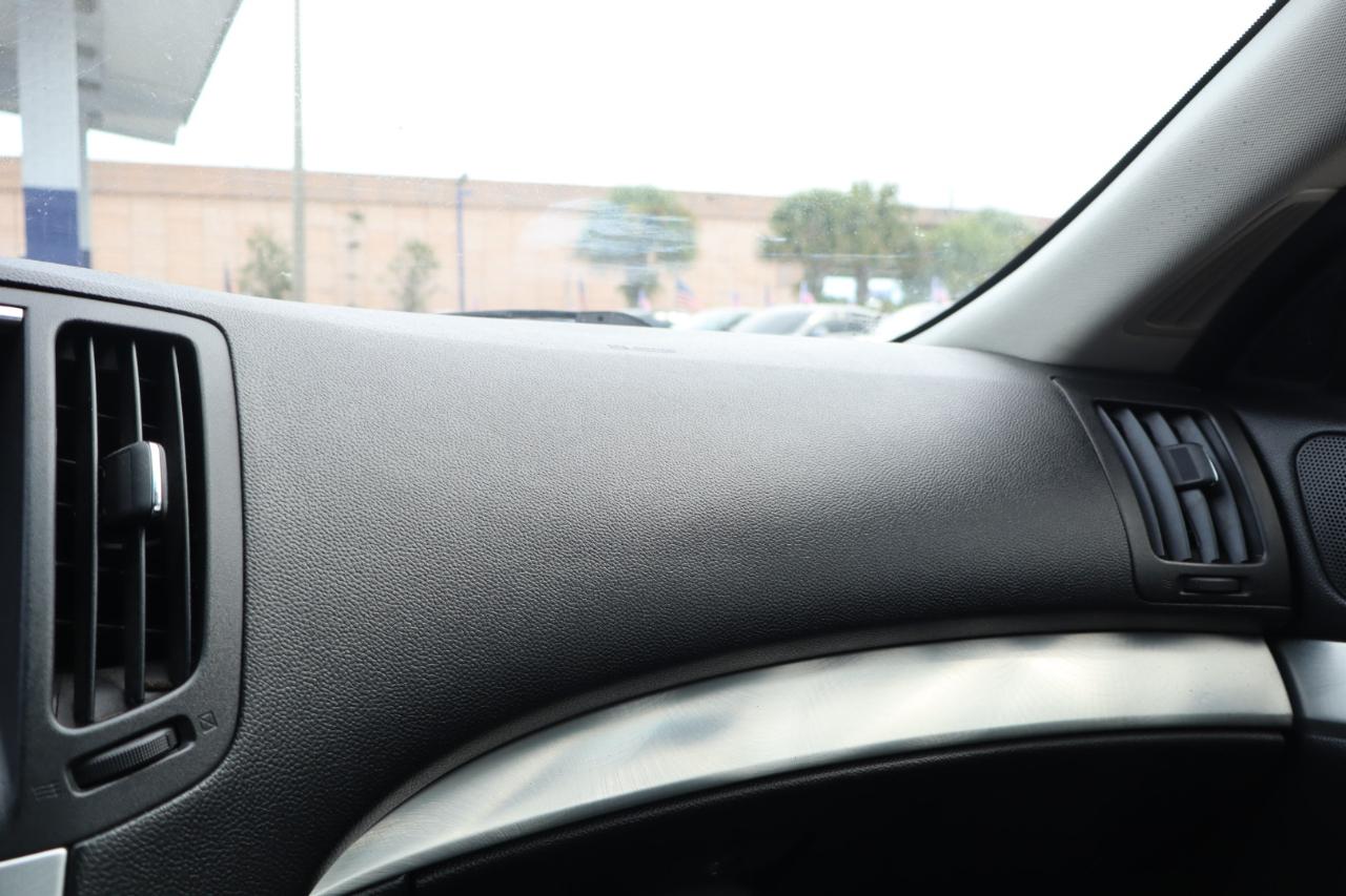 Infiniti G37 Coupe 2dr IPL RWD 2013