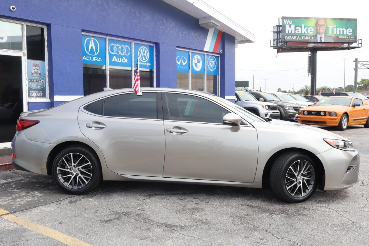 Lexus ES 350 4dr Sdn 2016