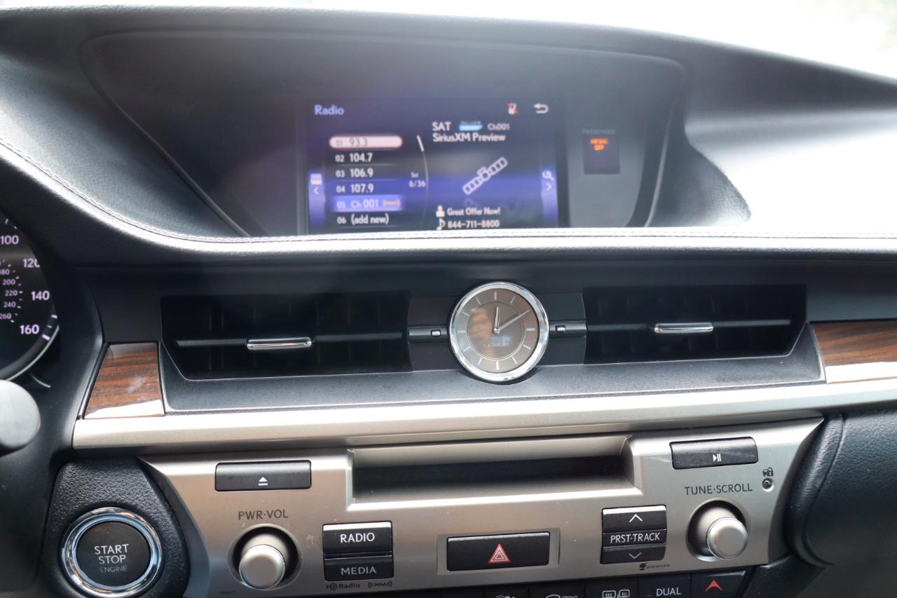 Lexus ES 350 4dr Sdn 2016