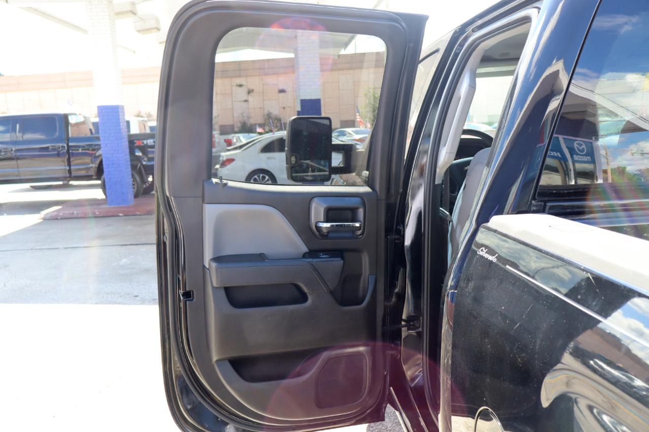 Chevrolet Silverado 1500 2WD Double Cab 143.5" Custom 2017