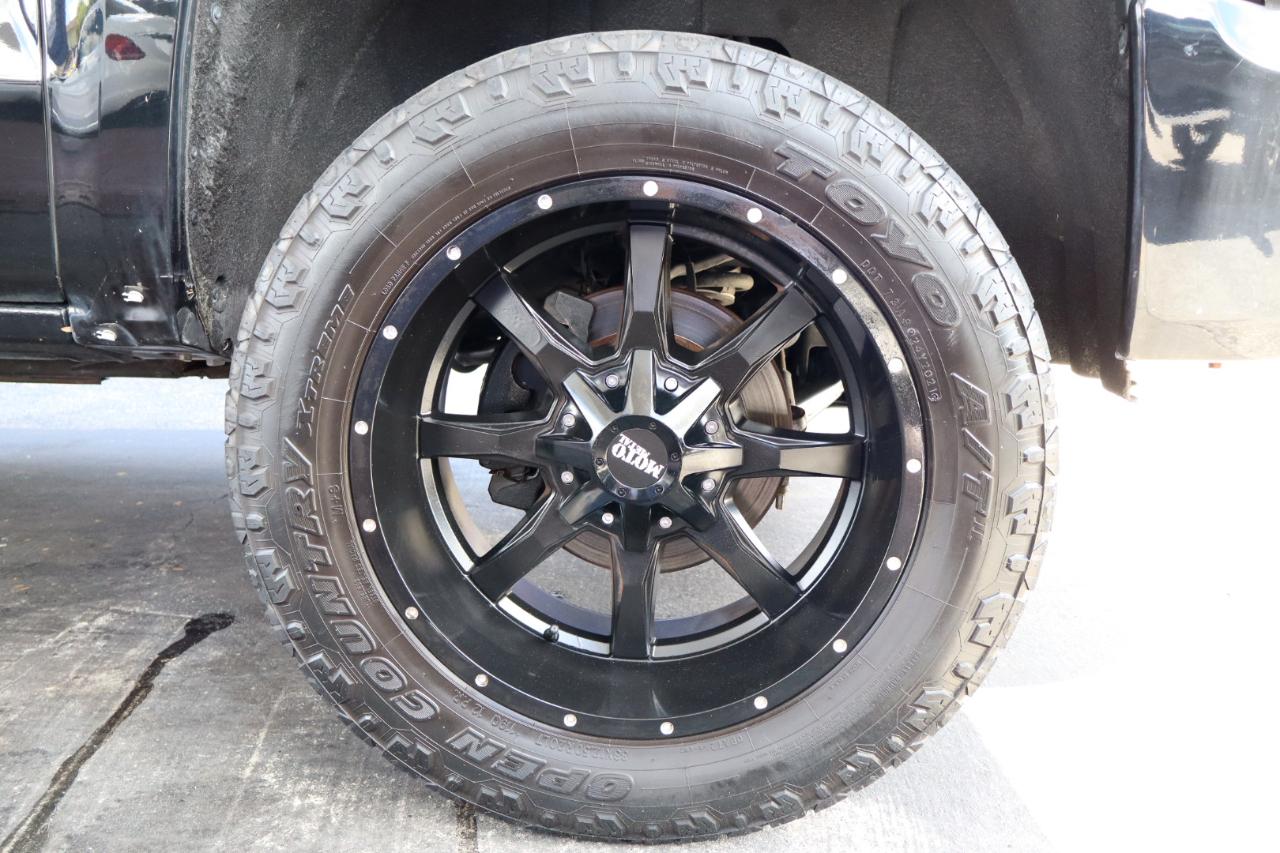 Chevrolet Silverado 1500 2WD Double Cab 143.5" Custom 2017