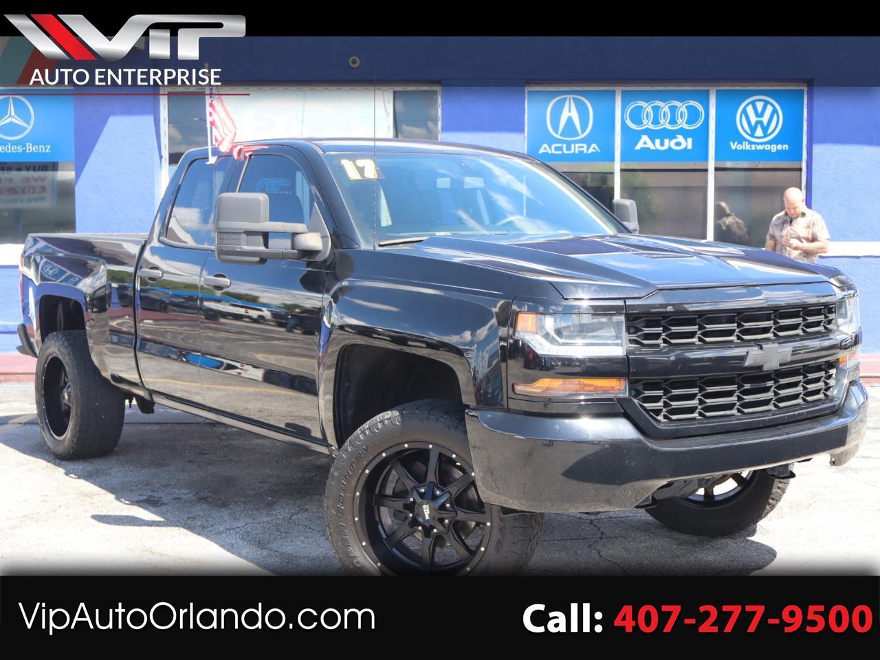 2017 Chevrolet Silverado 1500 2WD Double Cab 143.5" Custom